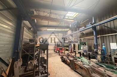 Local industriel  880000 €