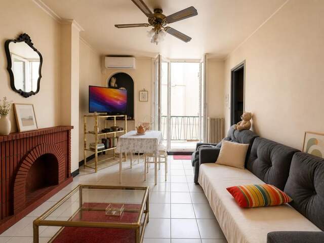Immeuble de 9 pièces de 180 m² à Béziers (3 T2 et 1 T3-duplex) — photo du bien