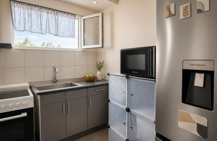 Immeuble de 9 pièces de 180 m² à Béziers (3 T2 et 1 T3-duplex) — photo 4