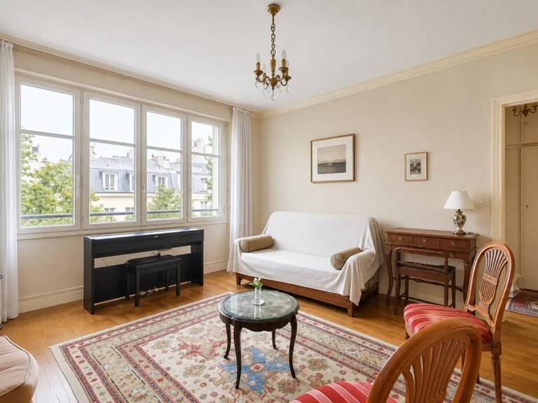 PARIS 16ᵉ – RUE MOLITOR | Un appartement à imaginer selon vos envies ! — photo 1