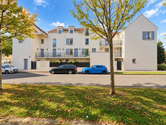 Appartement de 4 pièces de 74 m² situé à Chessy — photo du bien