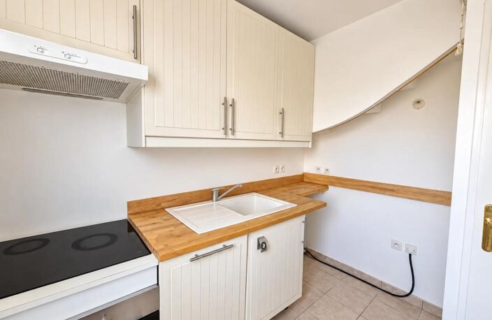 Appartement de 4 pièces de 74 m² situé à Chessy — photo 4