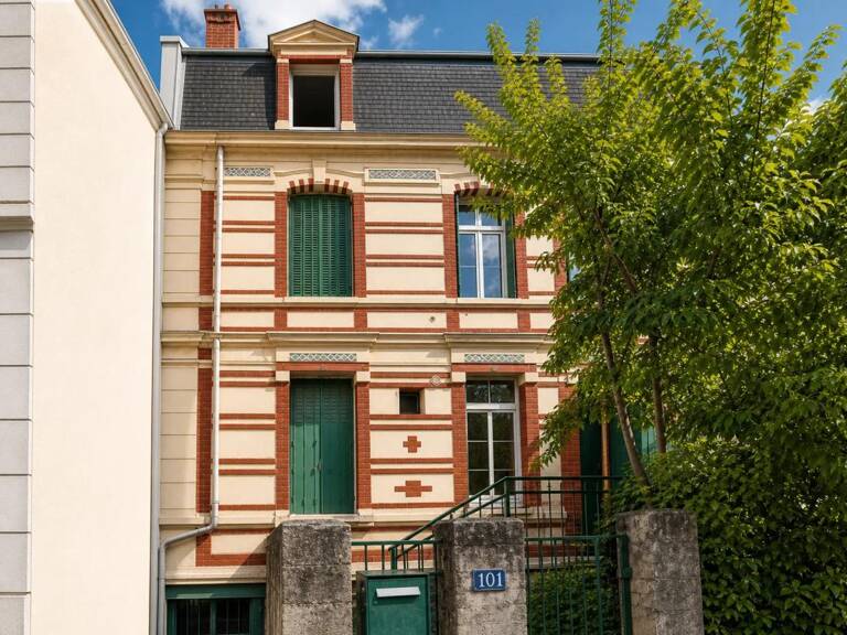 Appartement T2 de caractère de 24,5 m² – Dernier étage – Proche gare de Creil — photo 1