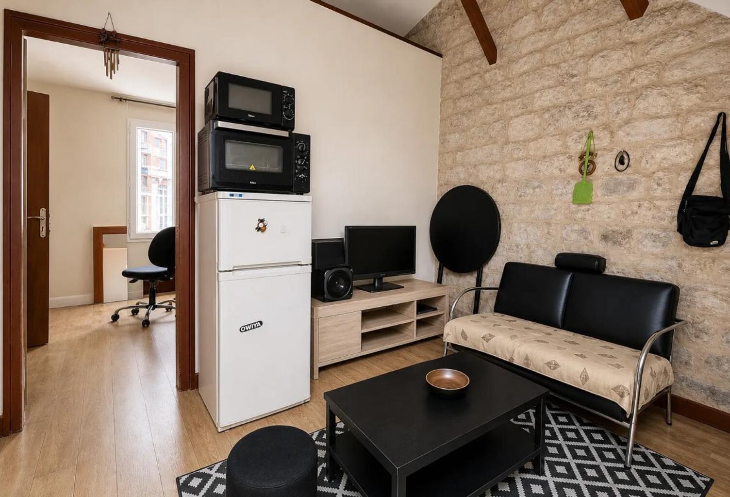 Appartement T2 de caractère de 24,5 m² – Dernier étage – Proche gare de Creil — photo 1
