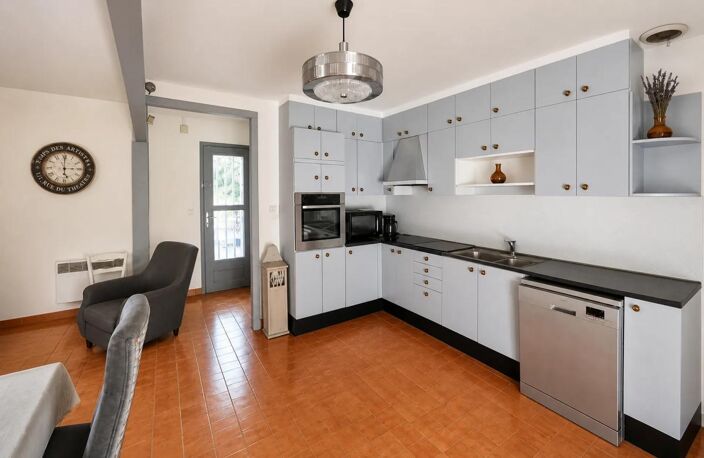 Maison de 7 pièces de 135 m² à Malataverne — photo 5