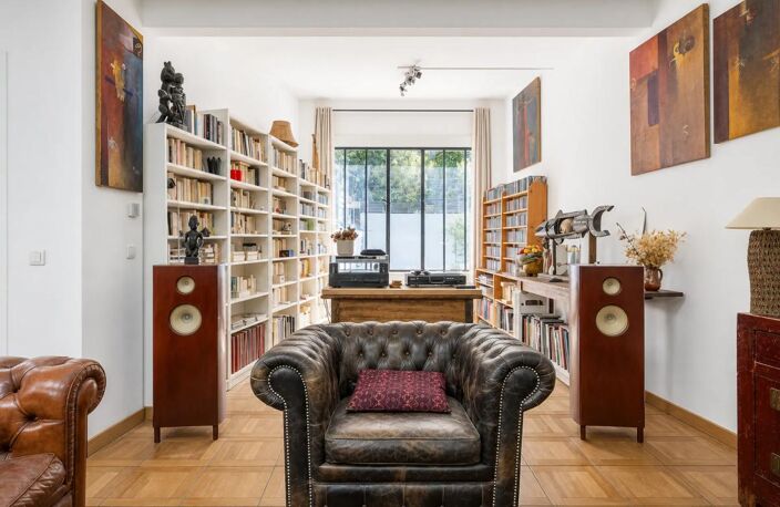 Loft de 200 m²/ Triple séjour/ Jardin / 2 parking / Bas Plateau — photo 2