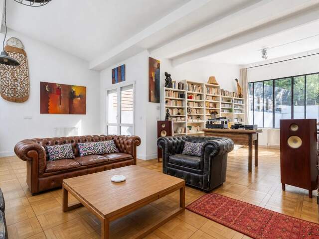 Loft de 200 m²/ Triple séjour/ Jardin / 2 parking / Bas Plateau — photo du bien