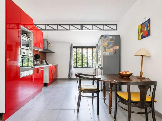 Loft de 200 m²/ Triple séjour/ Jardin / 2 parking / Bas Plateau — photo du bien