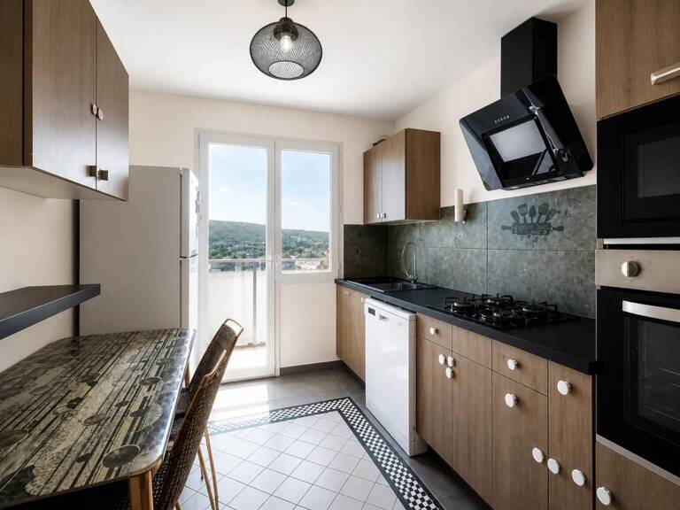 Appartement T4 de 69 m² situé à Marseille — photo 1
