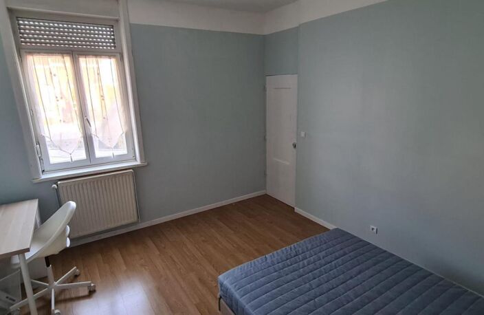 A louer  à Roubaix, chambre meublée de 15.16m2 — photo 2