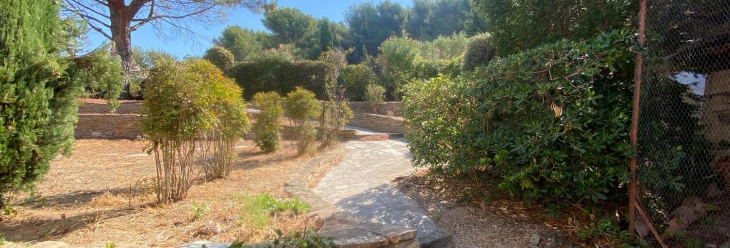 Maison 5 Pièces 120 m² à louer à Le Castellet (83330)