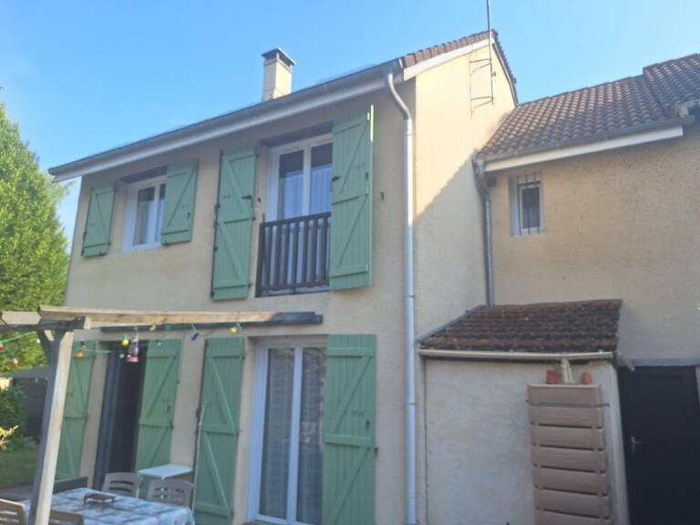 Maison À Vendre — photo 1