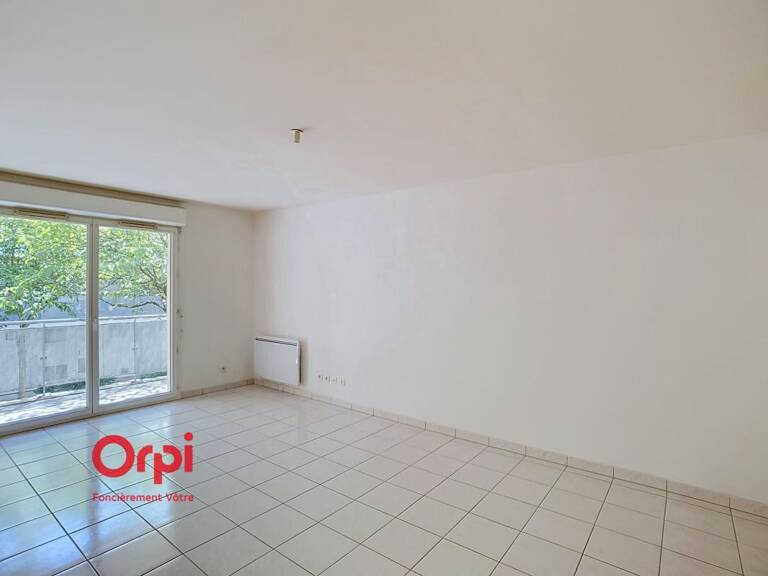 Appartement T3 à louer, idéalement situé sur l'Ile de Nantes (machines) — photo 1