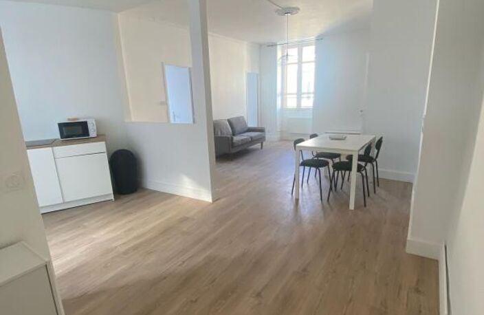 IMMEUBLE DE RAPPORT RÉNOVÉ — 3 APPARTEMENTS — RENTABILITÉ 8,5% BRUT — photo 2