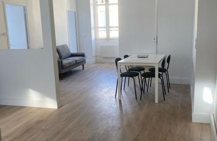 IMMEUBLE DE RAPPORT RÉNOVÉ — 3 APPARTEMENTS — RENTABILITÉ 8,5% BRUT — photo 4