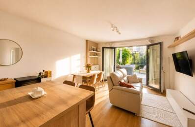 Appartement À Vendre — photo du bien