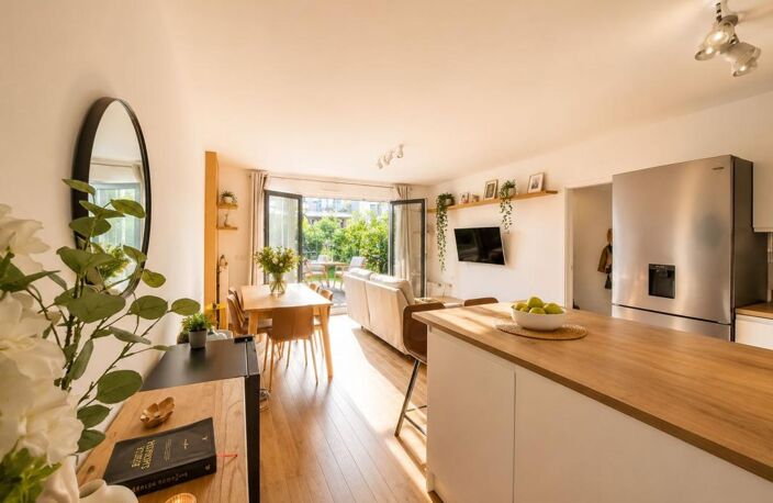 Appartement À Vendre — photo 2