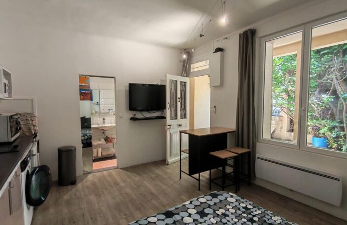 Studio meublé à louer – La Barthelasse — photo 5