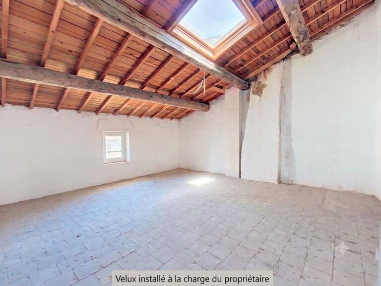 Remoulins centre - Appartement à rénover - Maison Gilly - Réelle opportunité — photo 1