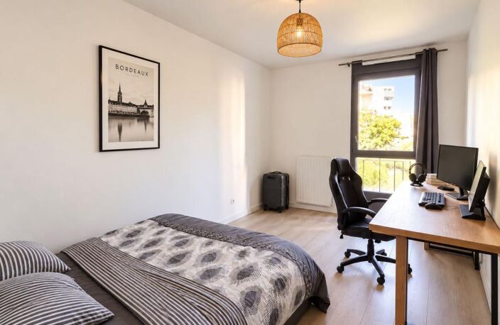 APPARTEMENT A VENDRE BORDEAUX – T3 AVEC BALCON, PARKING COUVERT ET CELLIER — photo 4