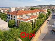 Bandol Centre : Appartement T2 avec terrasse et parking — photo 2