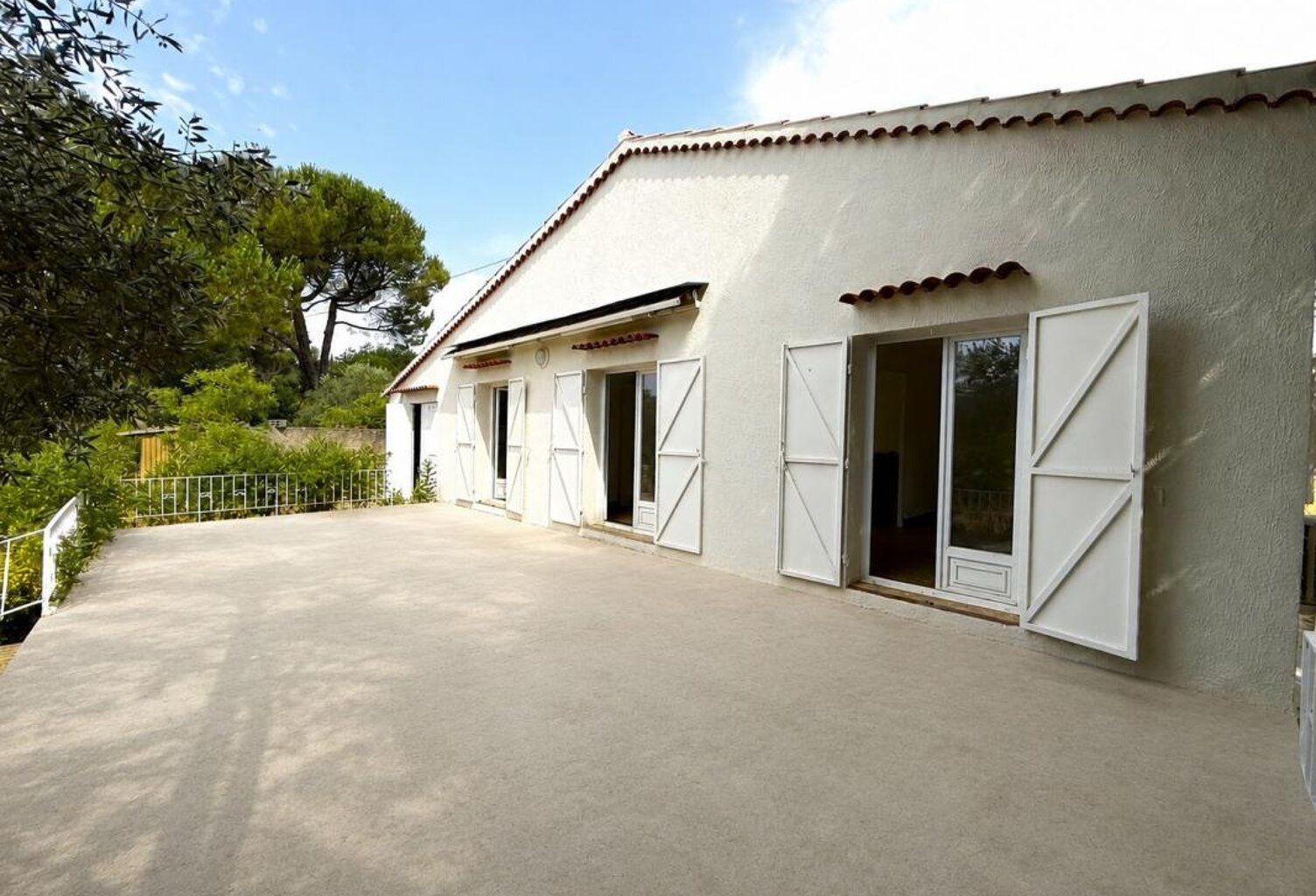Villa À Vendre — photo 1