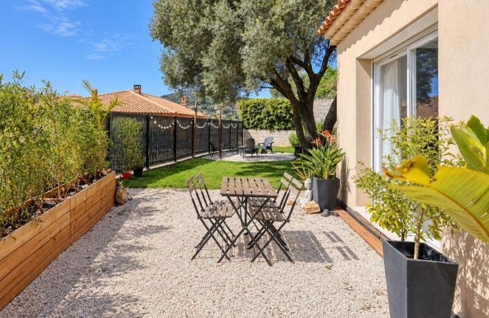 LA SEYNE-SUR-MER – Villa récente T4 – 3 chambres – Jardin piscinable – Grand calme — photo 3