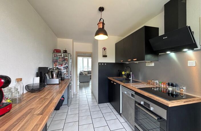 Appartement T4 de 75 avec balcon et cave — photo 3