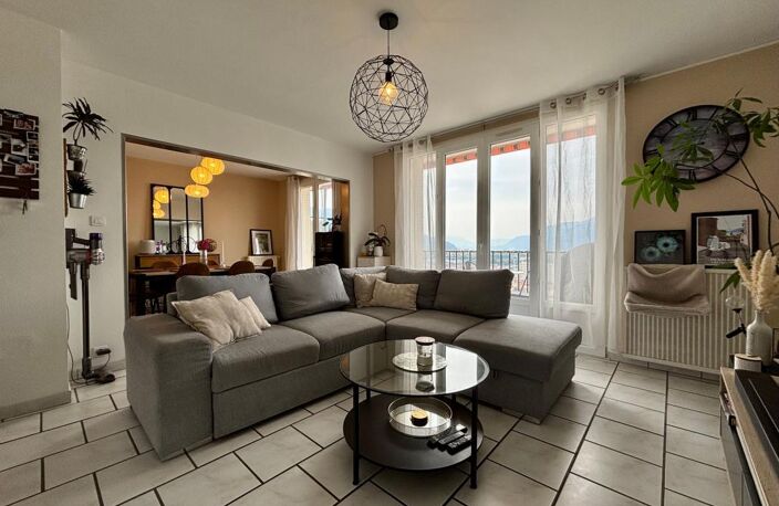 Appartement T4 de 75 avec balcon et cave — photo 4