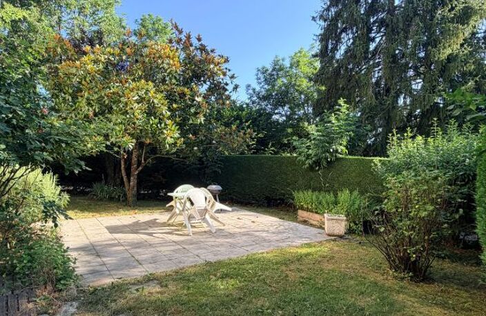Duplex de charme avec jardin – Allonzier-la-Caille — photo 2