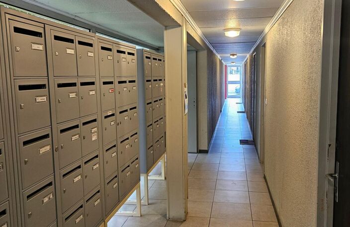 Appartement À Vendre Patte d oie - Cartoucherie - Grande Bretagne — photo 2