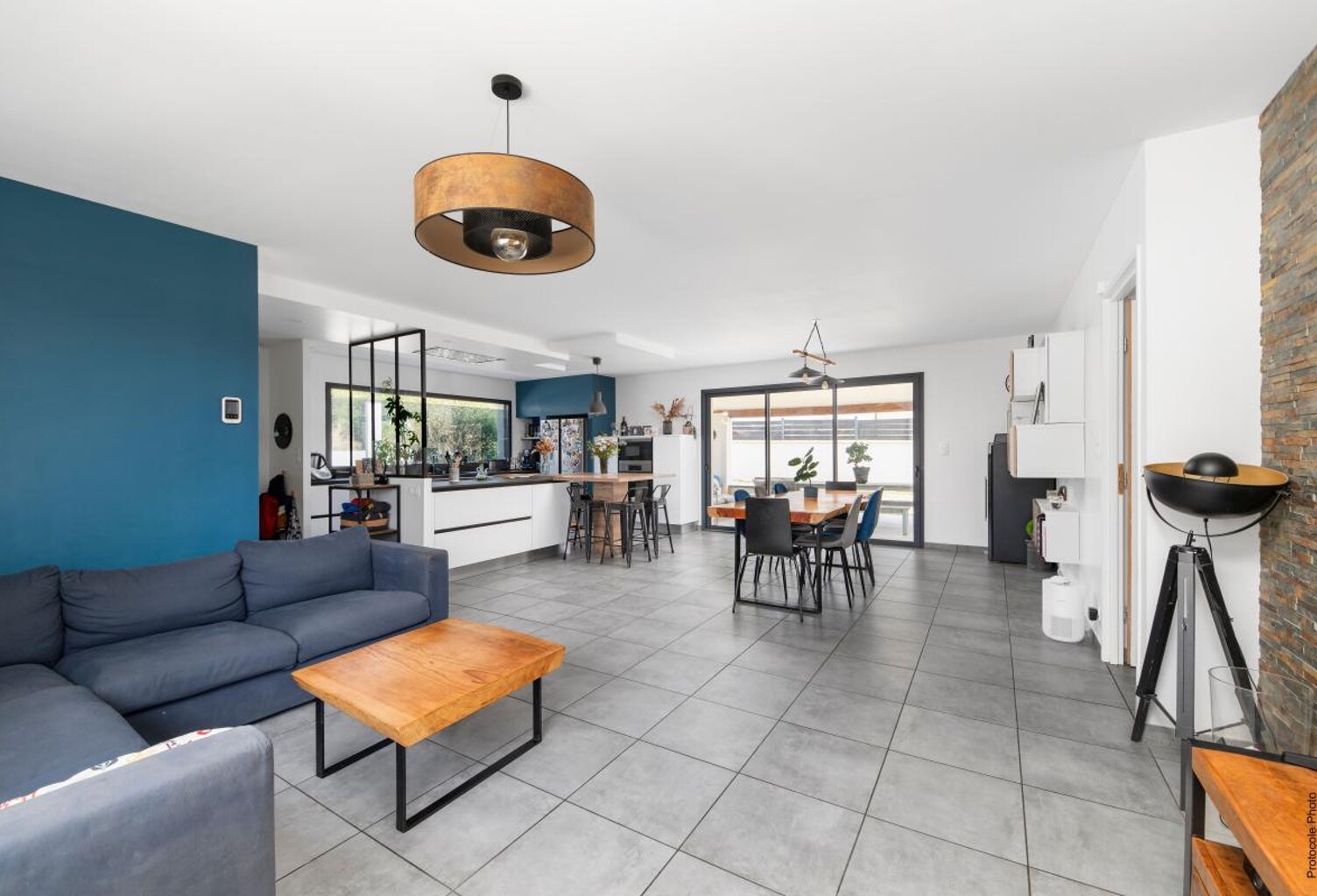 SAINT-SAUVEUR – À LA LIMITE DE BRUGUIÈRES | MAISON CONTEMPORAINE DE PLAIN-PIED | 4 CHAMBRES | TERRAIN 1 000 M² | DPE A — photo 1