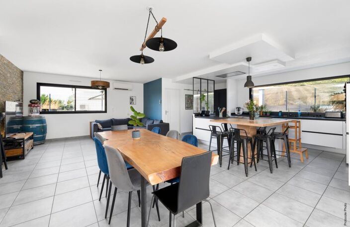SAINT-SAUVEUR – À LA LIMITE DE BRUGUIÈRES | MAISON CONTEMPORAINE DE PLAIN-PIED | 4 CHAMBRES | TERRAIN 1 000 M² | DPE A — photo 3