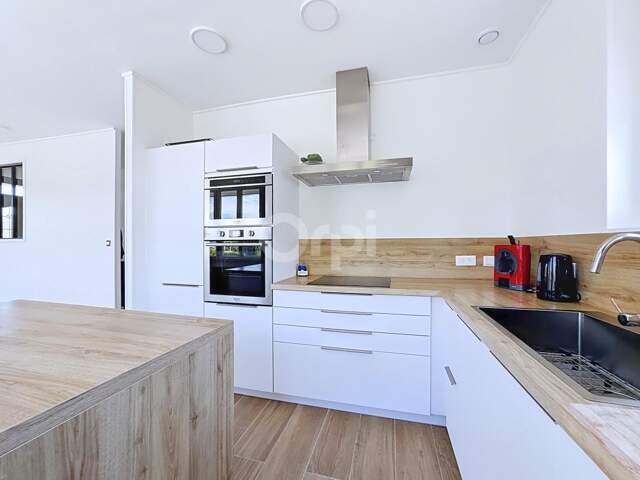 COUZEIX – Maison 4 chambres entièrement rénovée, proche des commodités — photo du bien