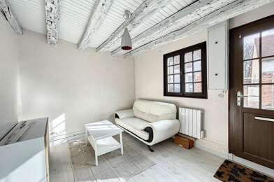 Appartement 1 pièces 560 €