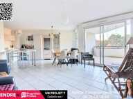 sous offre // BRIVE Secteur Hopital Apt T3 de 64m² rénové + TERRASSE de 22m², GARAGE et parking dans Résidence récente avec PISCINE - 185000 Euros — photo 4