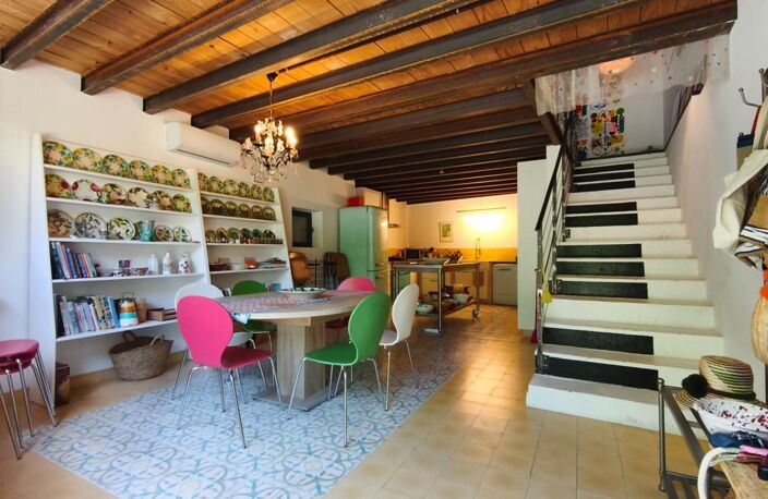 Au coeur d'Uzès maison en pierre rénovée — photo 3