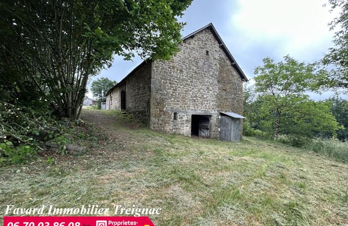 Corps de ferme et Logis/four  Terrain 14 877 m²  Ruisseau  Parc Naturel Régional de Millevaches  Massif des Monédières — photo 4