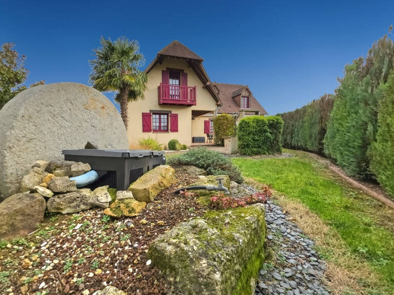 ECHAUFFOUR 61370 maison 6 chambres sur sous-sol complet, terrain 2.805 m² — photo 1