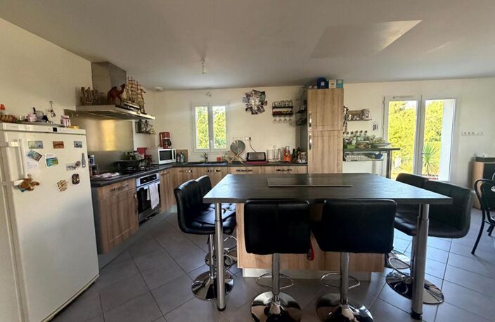 St Andre De Lidon Maison 4 pièce(s) de plain pied 86 m2 — photo 2