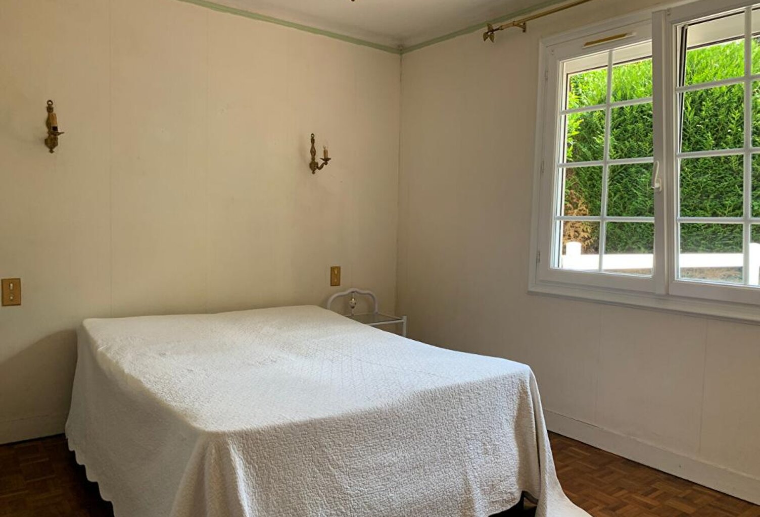 Maison 99 m2 avec sous sol et grand ardin arboré — photo 1