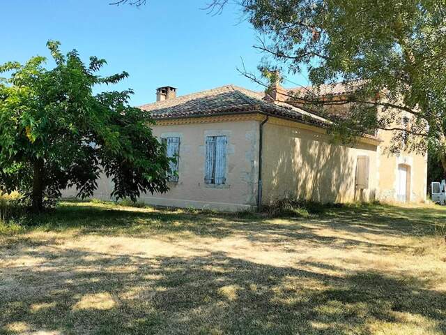 Propriété   125m² (32120) Puycasquier 6 pieces — photo du bien