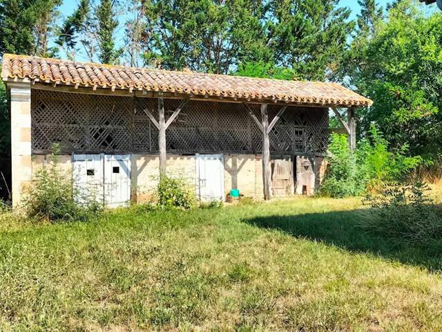 Propriété   125m² (32120) Puycasquier 6 pieces — photo du bien