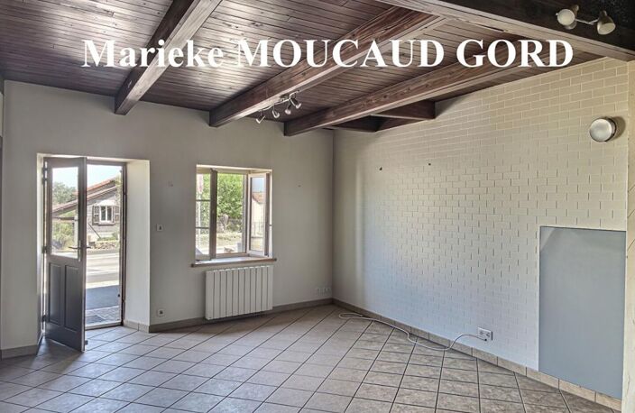 TIRANGES 43530 Belle maison de village 102m² 3 chambres, cour et garage 96 000 — photo 4
