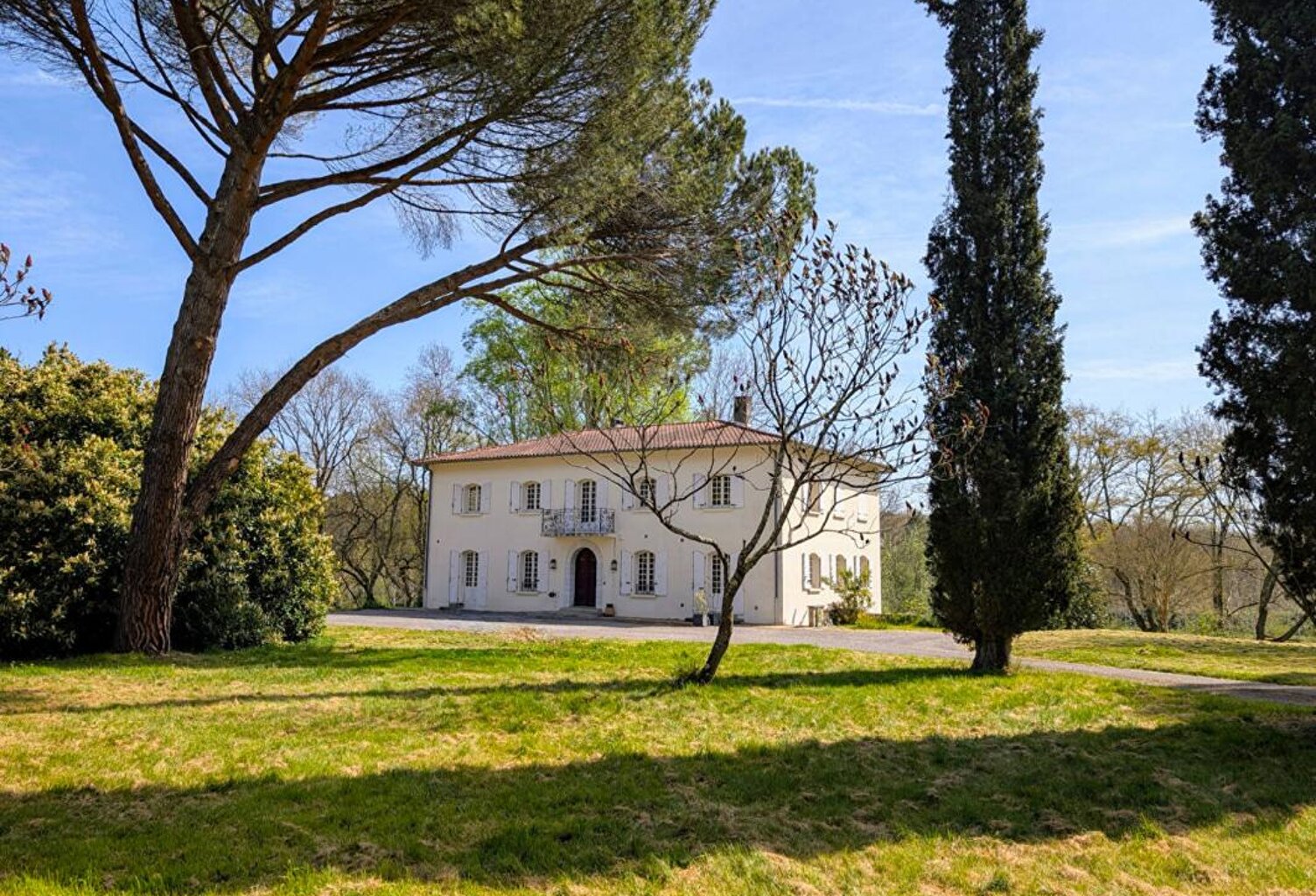Maison bourgeoise de 371 m2 avec parc de 1,5 hectare — photo 1