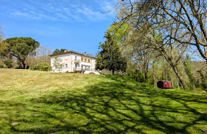 Maison bourgeoise de 371 m2 avec parc de 1,5 hectare — photo 2