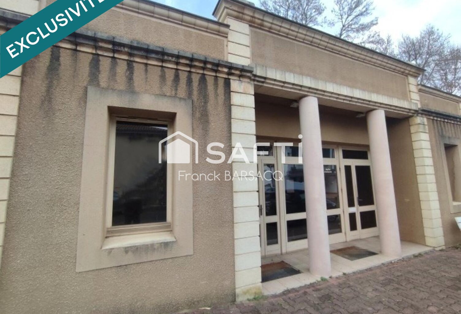 ANCIEN LOCAL MEDICAL EN CENTRE DE VILLAGE THERMAL — photo 1