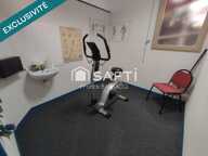 ANCIEN LOCAL MEDICAL EN CENTRE DE VILLAGE THERMAL — photo 4