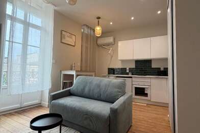 Appartement 2 pièces 870 €