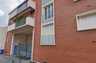 Appartement 3 pièces 843 €